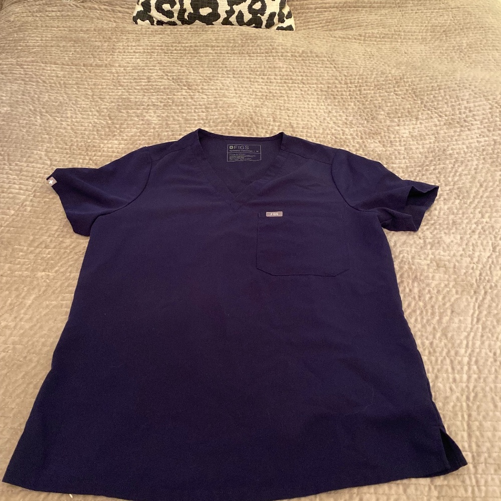 FIGS Scrub Top